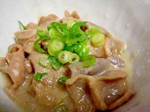 モツ(ホルモン)のみそ煮込み